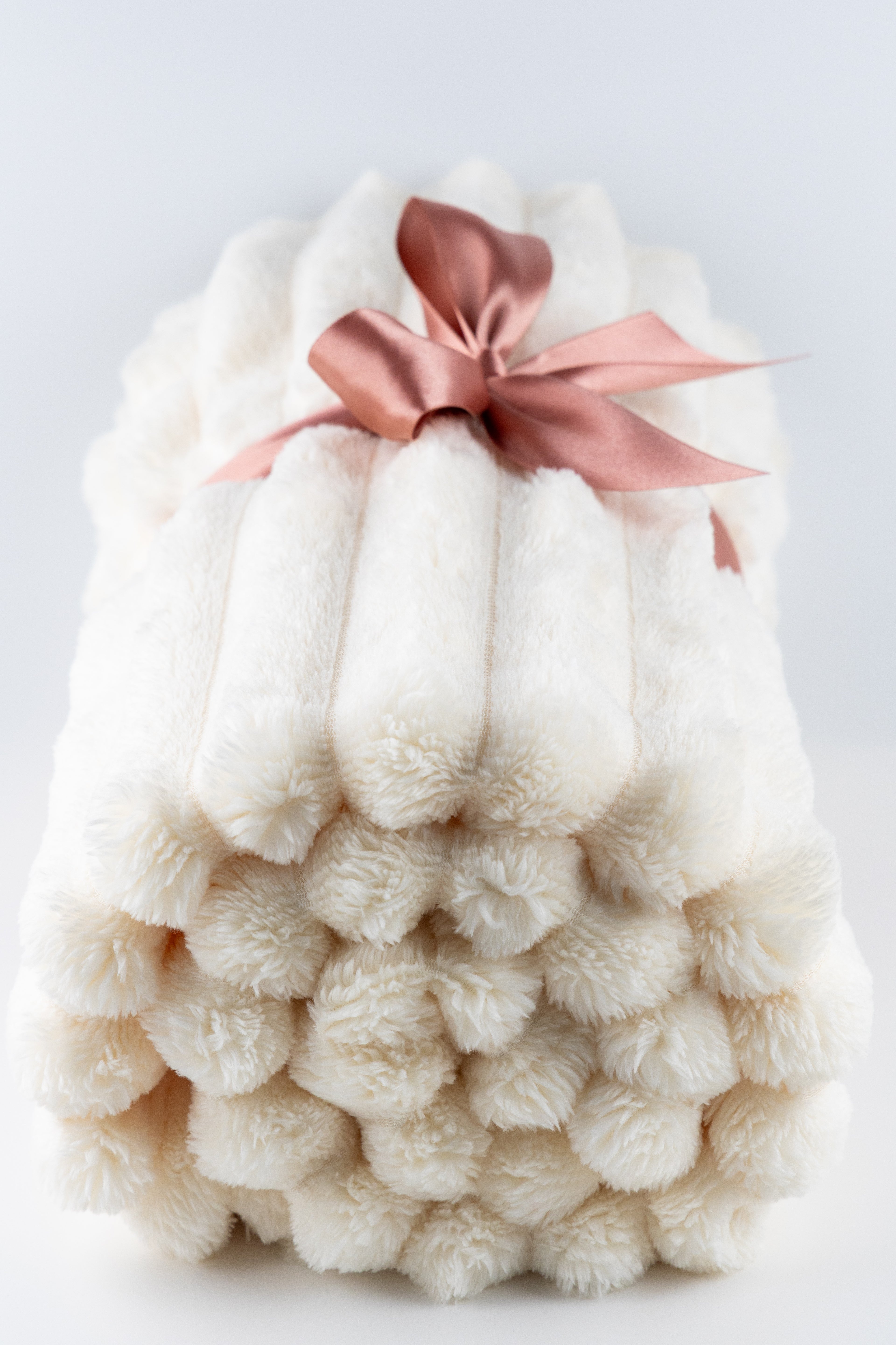 Signature Cozy Throw White